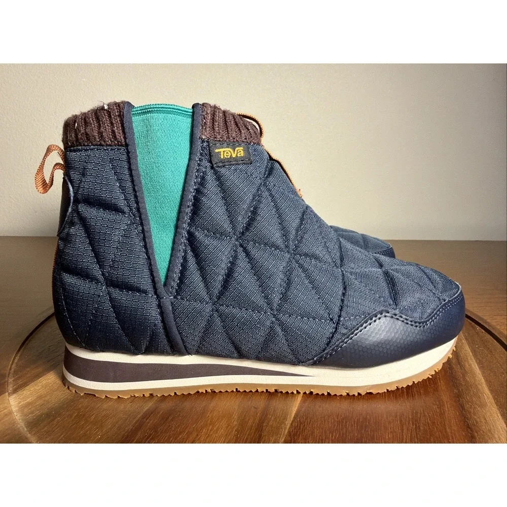 Teva Women Ember Mid Quilted Slippers Winter Hiking Boots Blue 1106209 Size 6